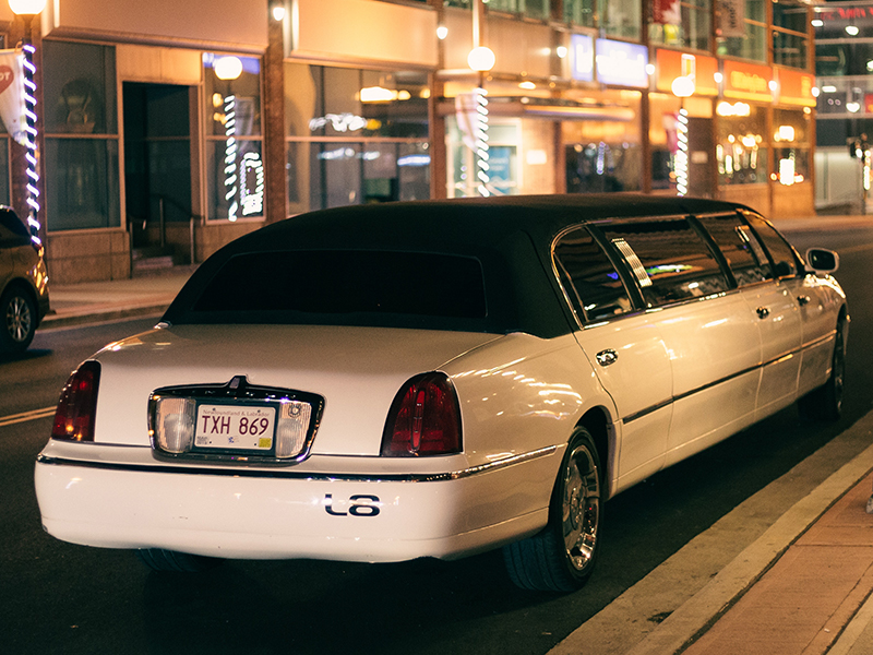 luxury limo service